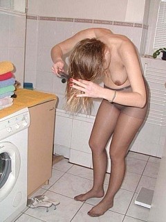 Private pics with women catchen on a camera in her pantyhose in domesticity